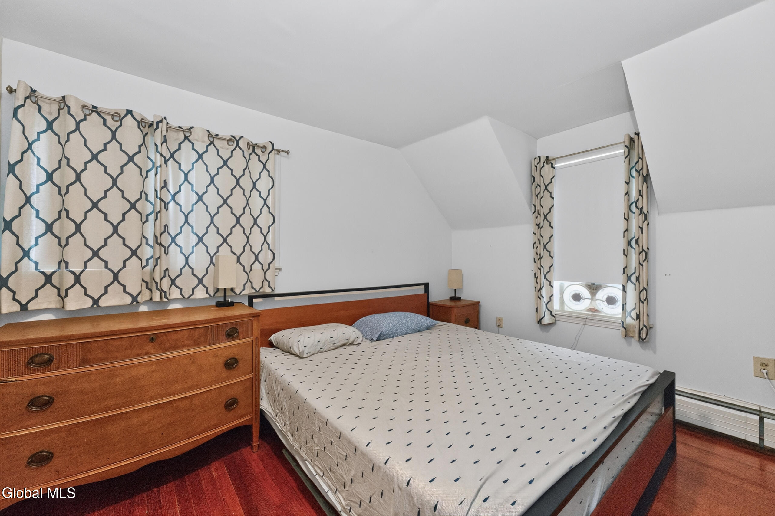 806 Curry Road Schenectady NY 12306