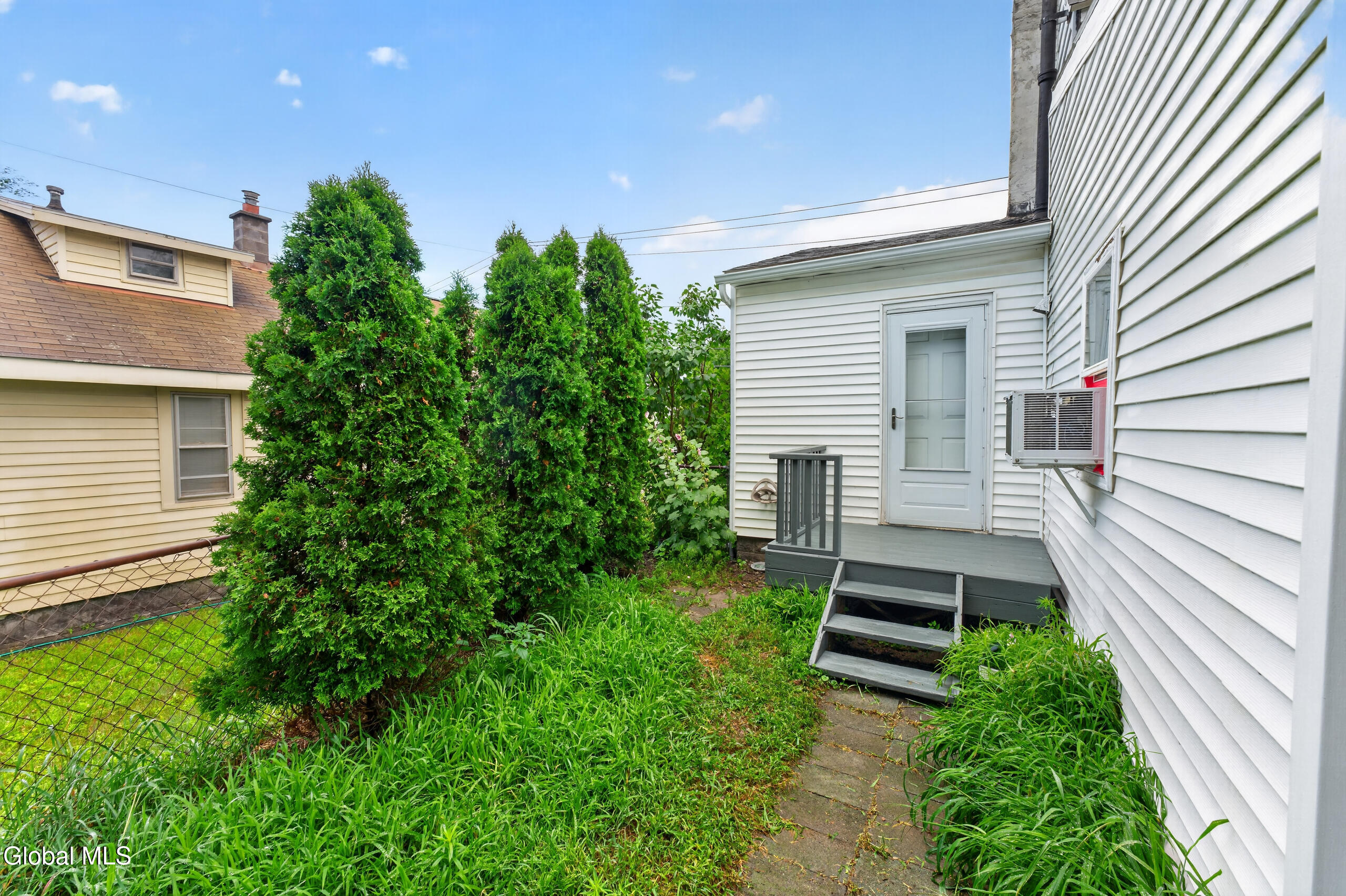 806 Curry Road Schenectady NY 12306