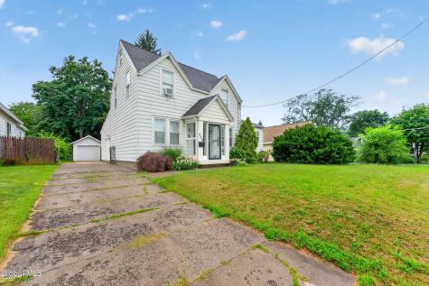806 Curry Road Schenectady NY 12306