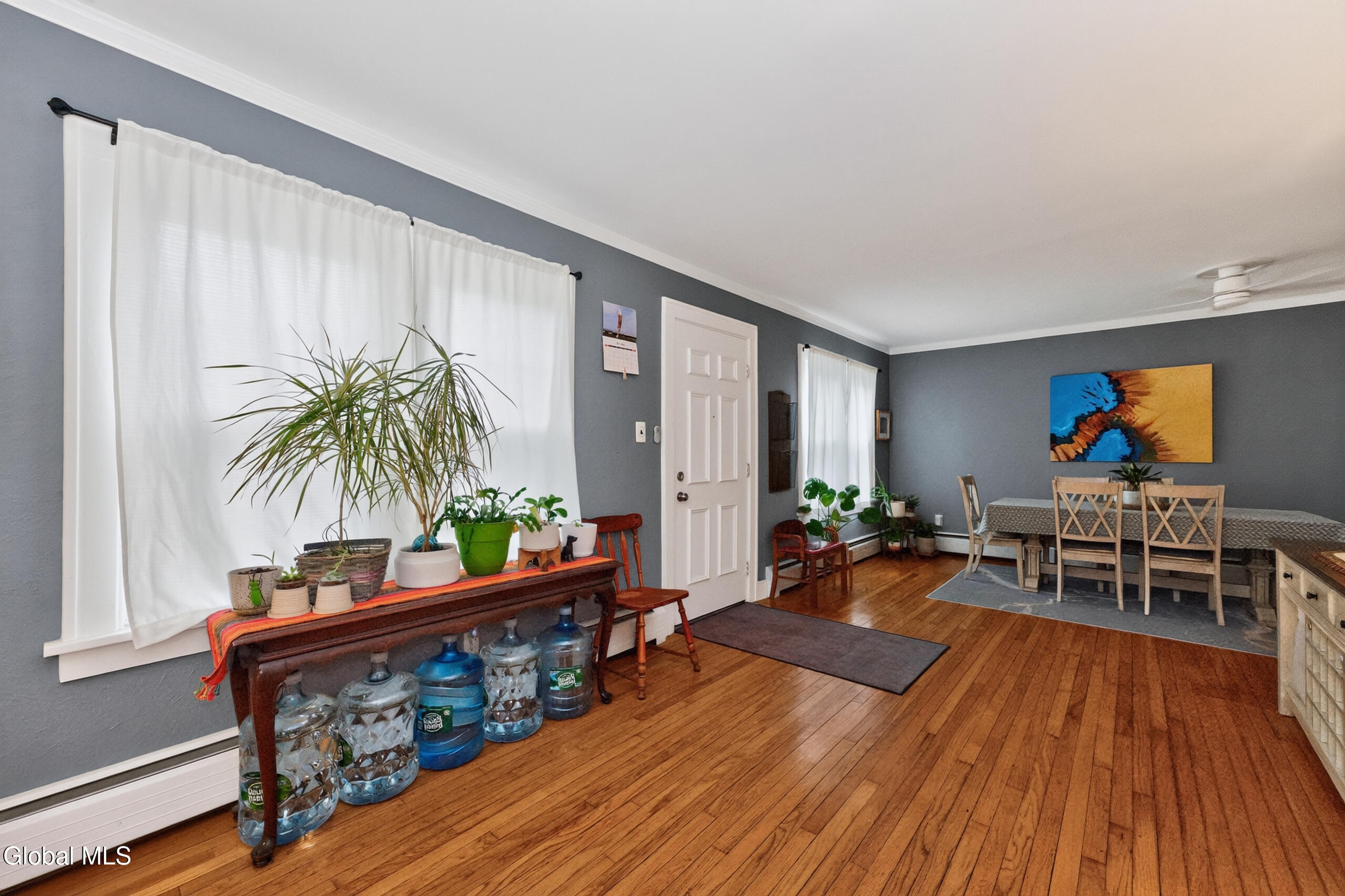 806 Curry Road Schenectady NY 12306