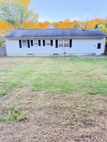 9 Anne Drive Schenectady NY 12303