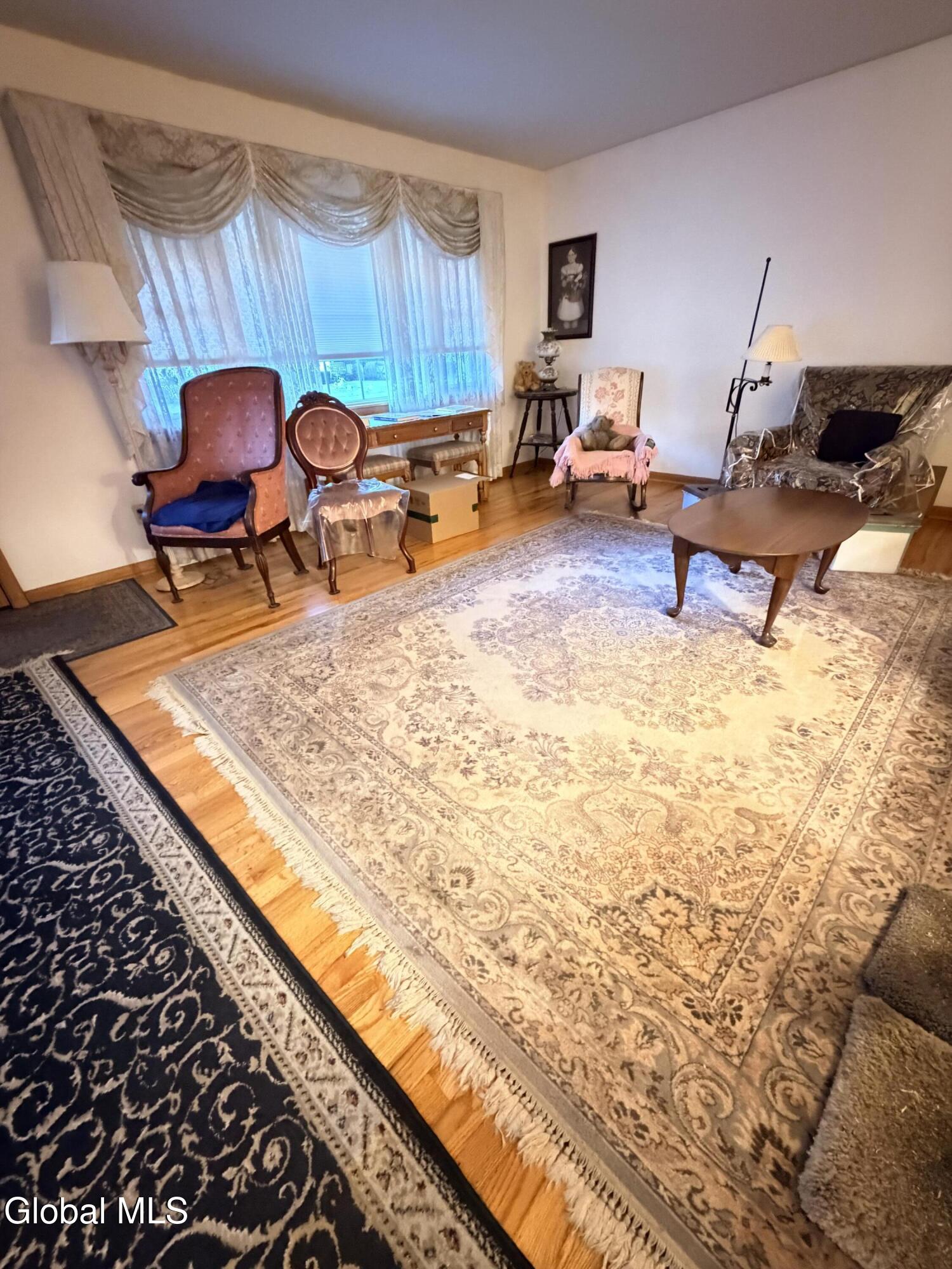9 Anne Drive Schenectady NY 12303
