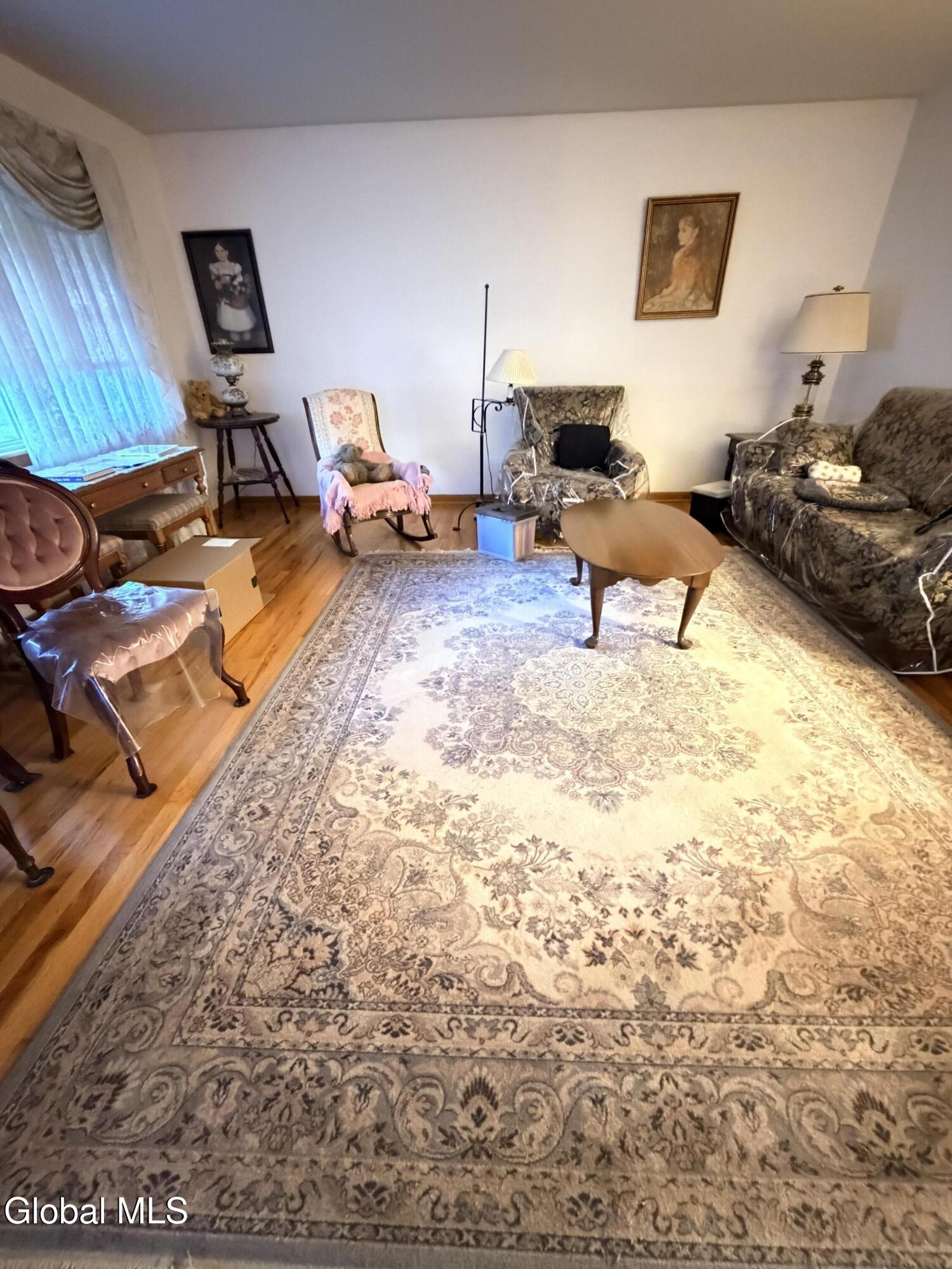 9 Anne Drive Schenectady NY 12303