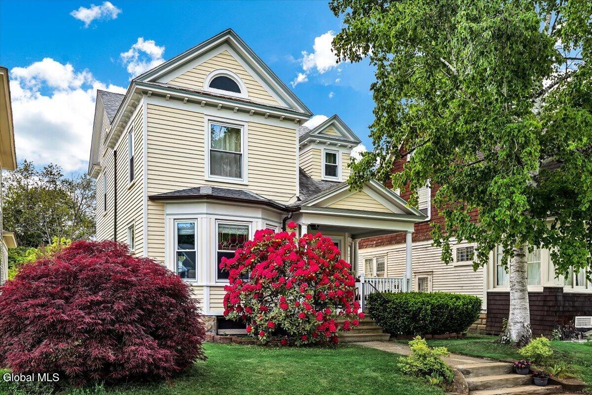 1328 Glenwood Boulevard Schenectady NY 12308