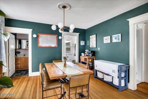 1328 Glenwood Boulevard Schenectady NY 12308