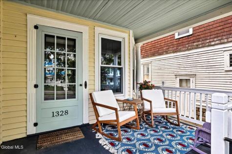 1328 Glenwood Boulevard Schenectady NY 12308