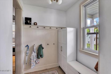 1328 Glenwood Boulevard Schenectady NY 12308