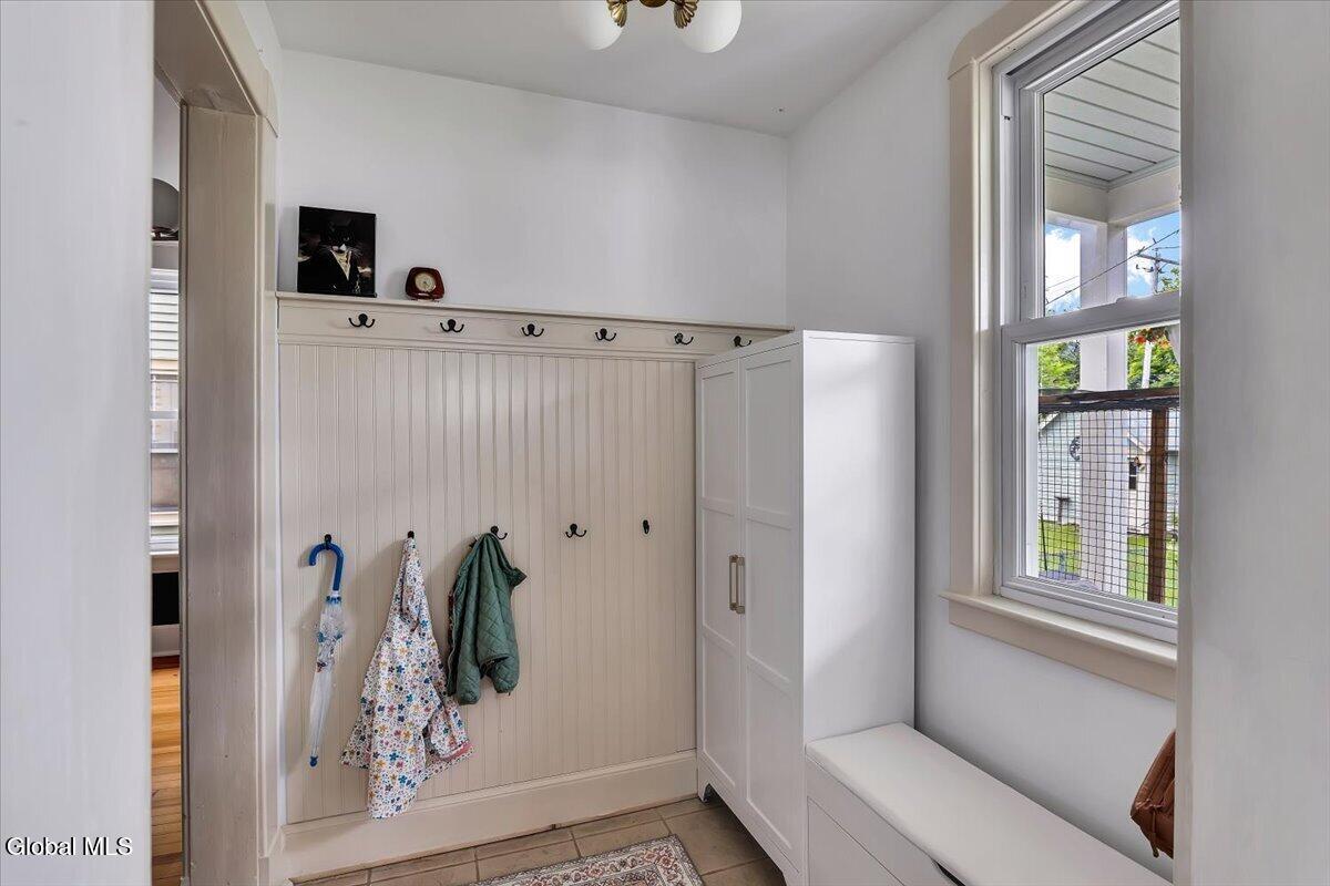 1328 Glenwood Boulevard Schenectady NY 12308
