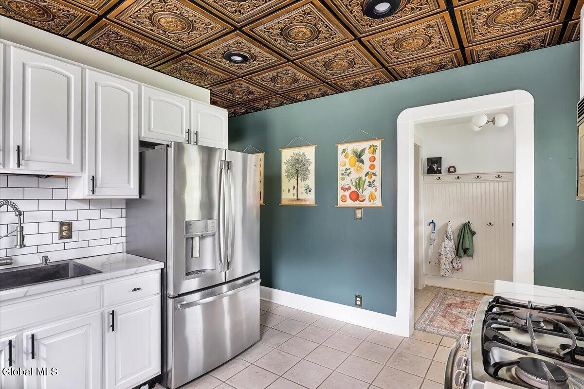 1328 Glenwood Boulevard Schenectady NY 12308