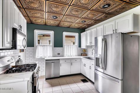 1328 Glenwood Boulevard Schenectady NY 12308
