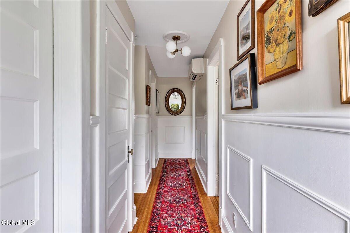1328 Glenwood Boulevard Schenectady NY 12308