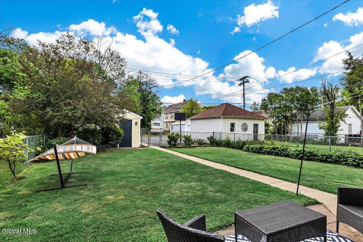 1328 Glenwood Boulevard Schenectady NY 12308