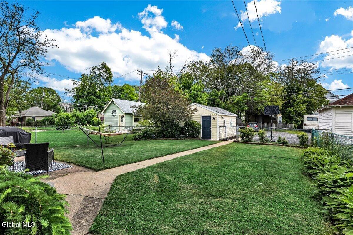 1328 Glenwood Boulevard Schenectady NY 12308