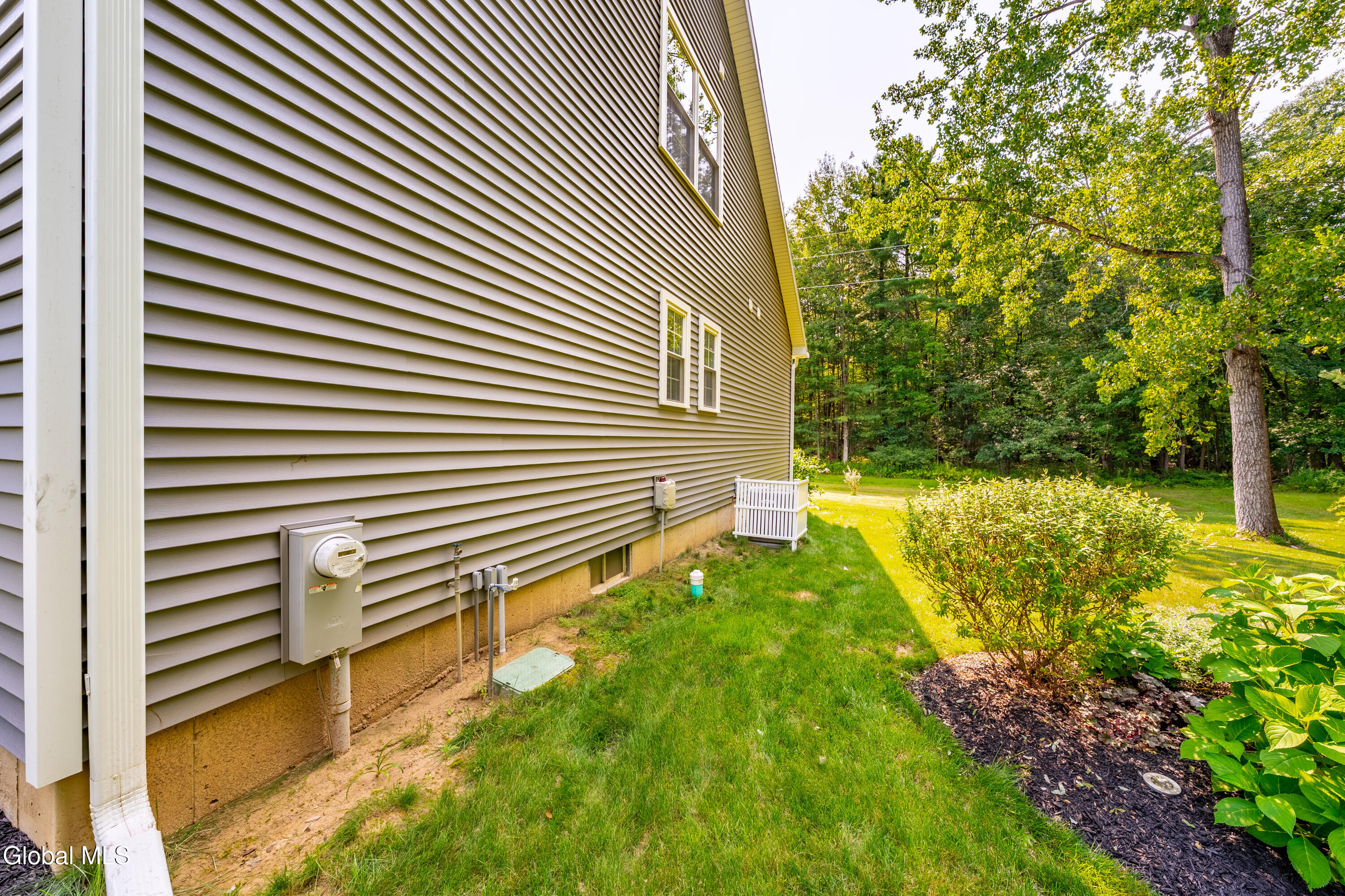 137 Eastline Road Ballston Lake NY 12019