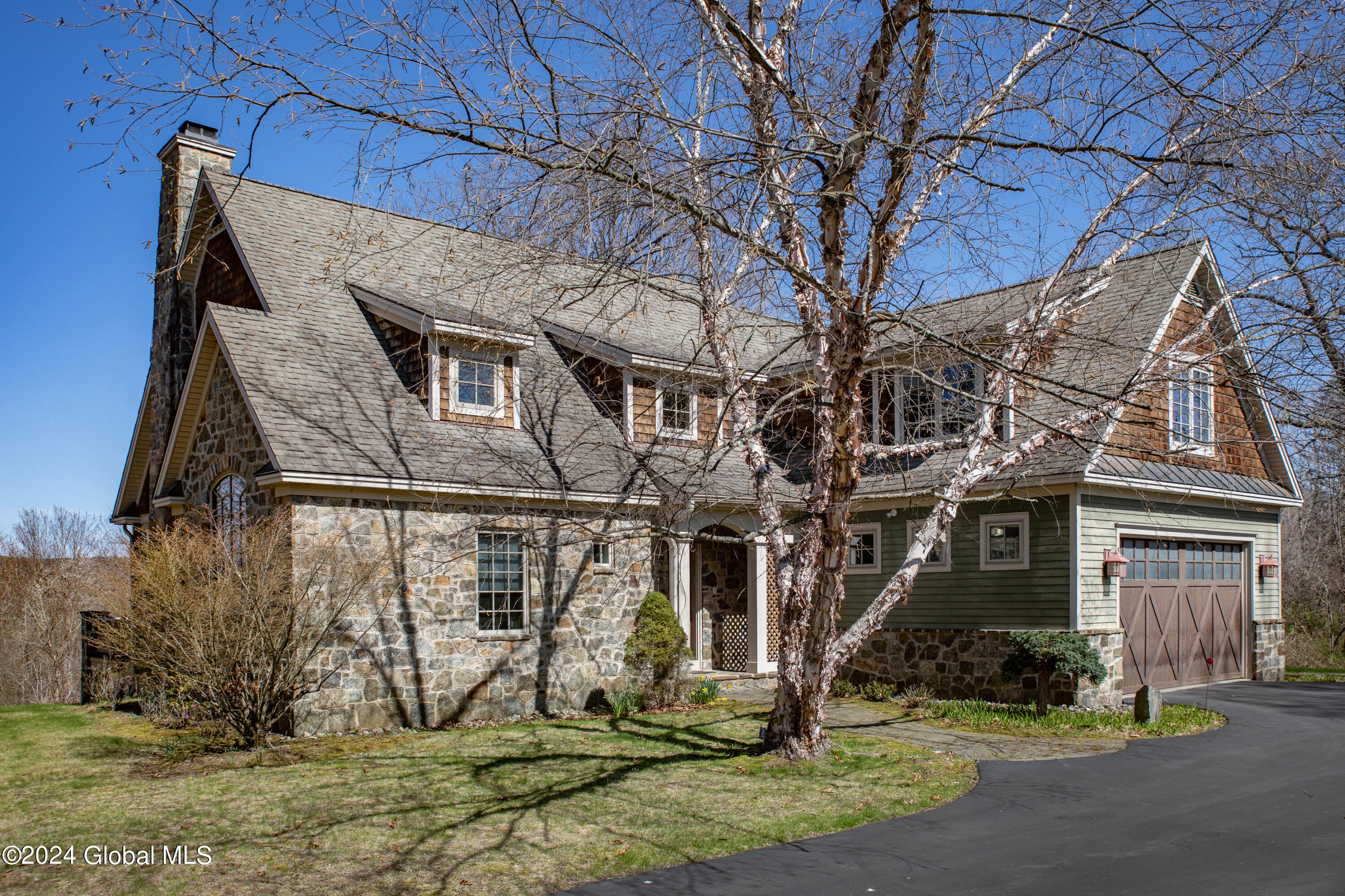 18 Denton Road Saratoga Springs NY 12866