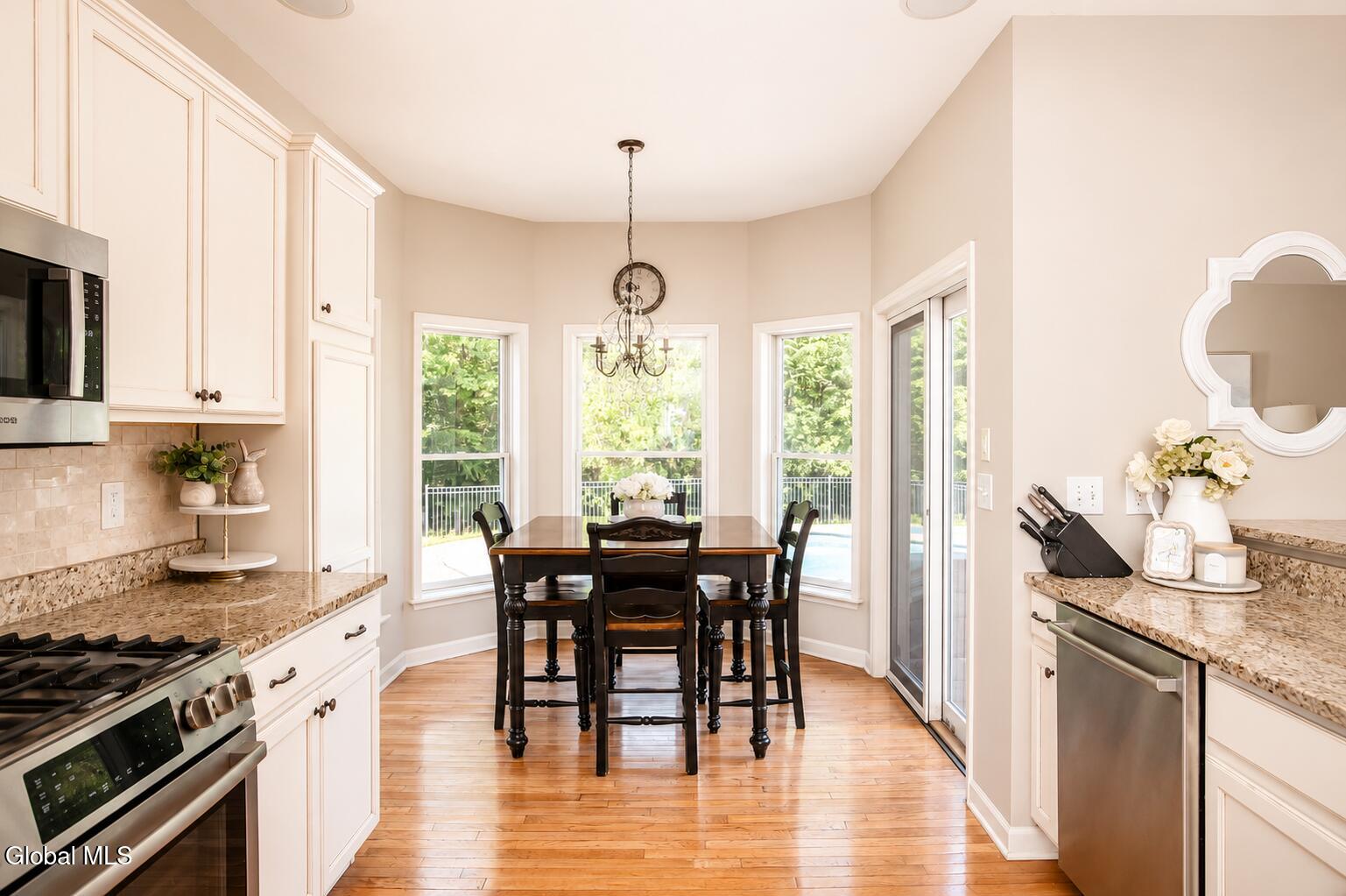 56 Chatsworth Way Clifton Park NY 12065