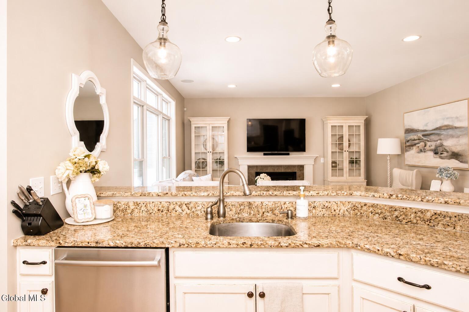 56 Chatsworth Way Clifton Park NY 12065