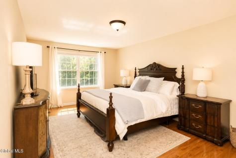 56 Chatsworth Way Clifton Park NY 12065