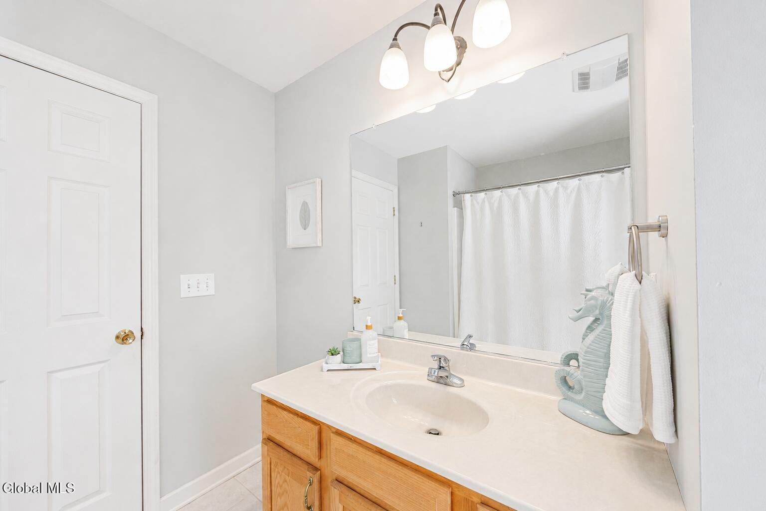56 Chatsworth Way Clifton Park NY 12065
