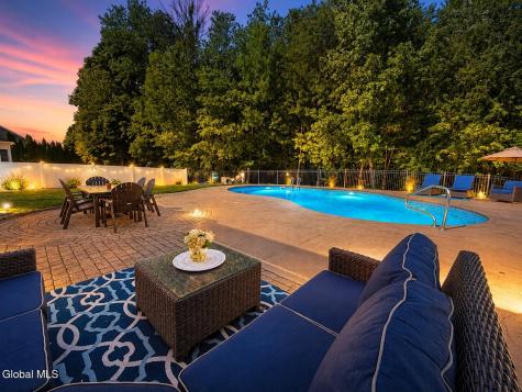 56 Chatsworth Way Clifton Park NY 12065