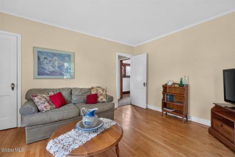 3 Sard Road Albany NY 12209