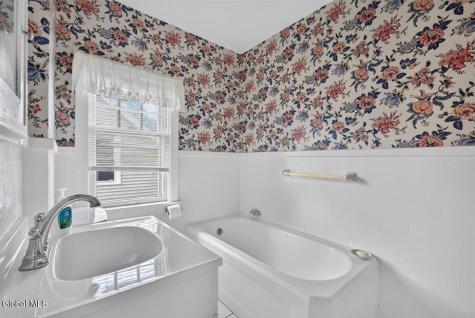 3 Sard Road Albany NY 12209