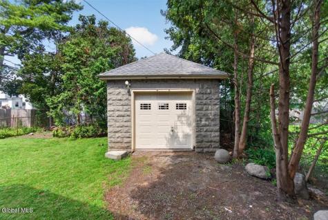 3 Sard Road Albany NY 12209
