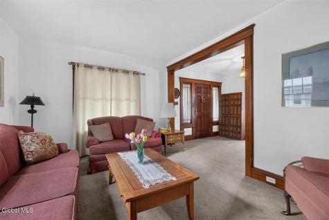 3 Sard Road Albany NY 12209