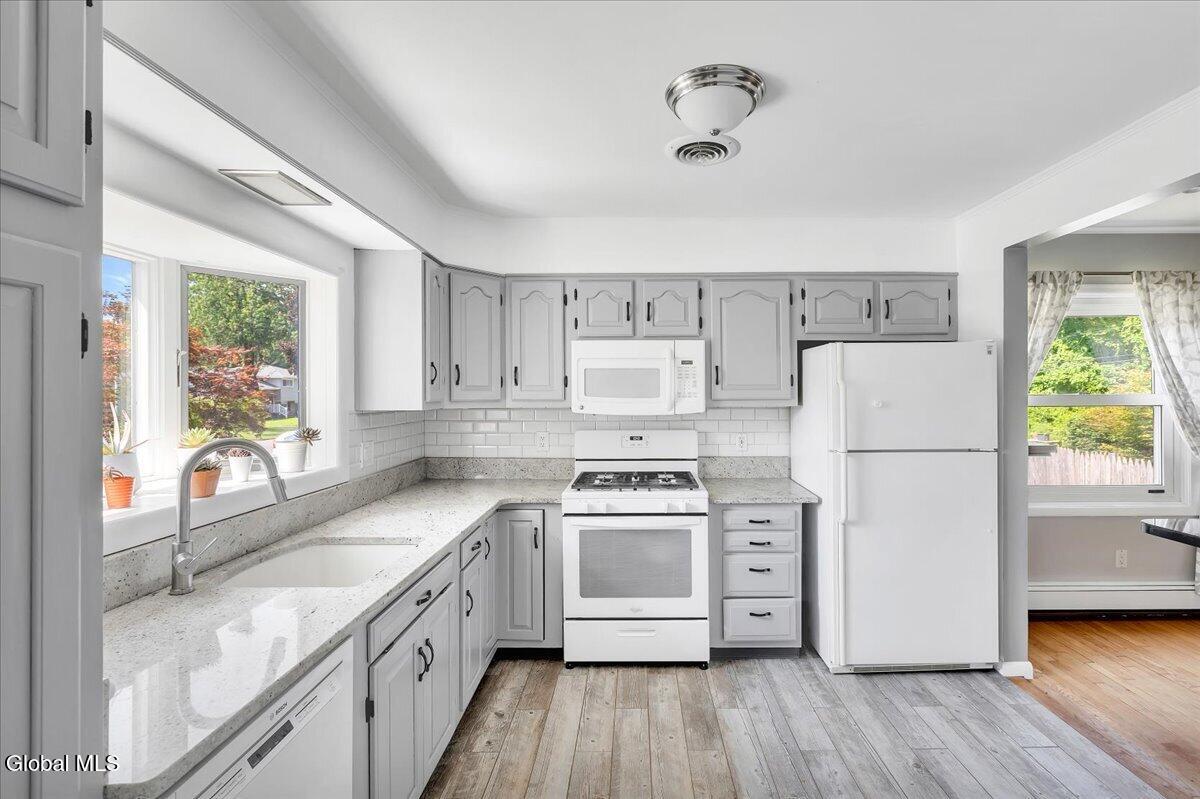 38 Hialeah Drive Colonie NY 12205