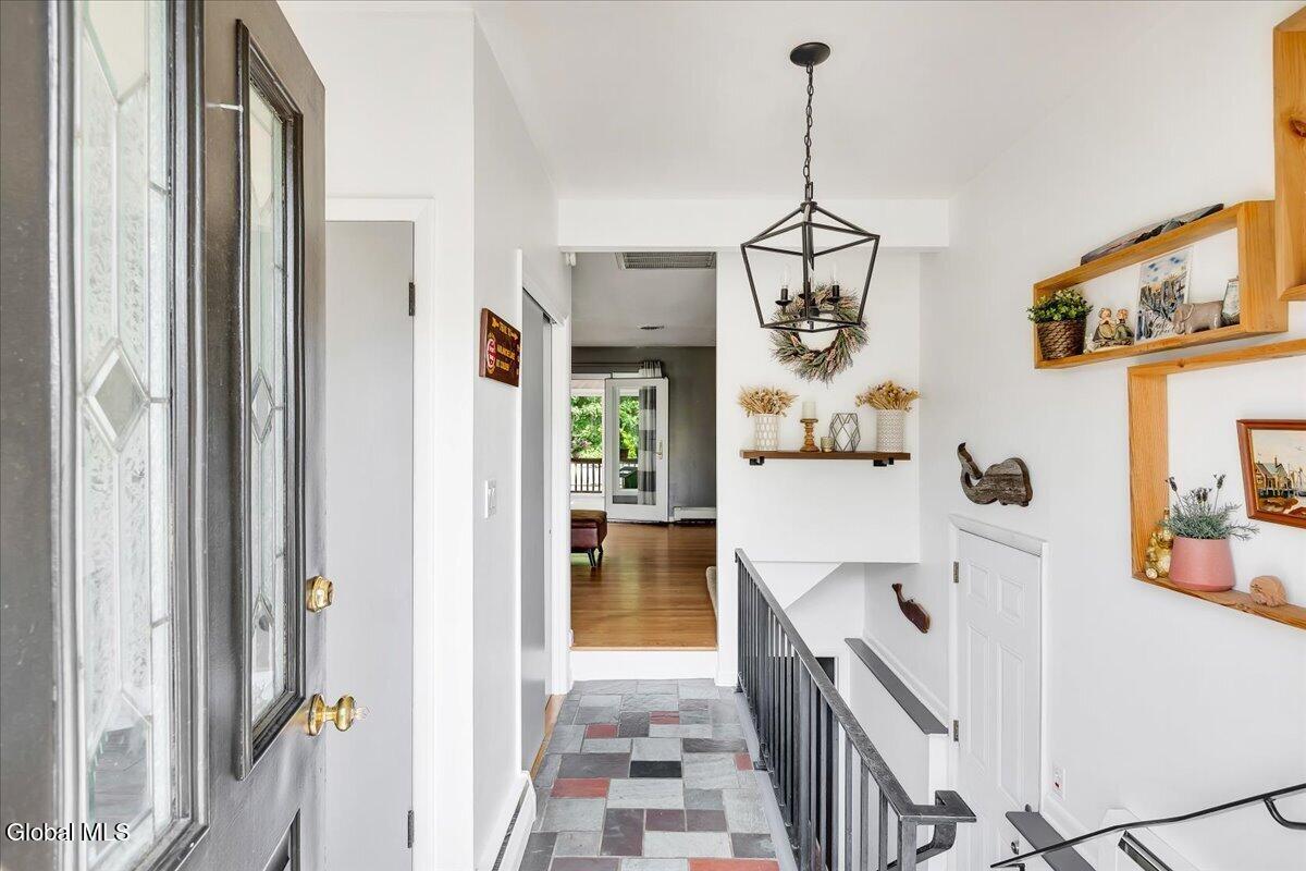 38 Hialeah Drive Colonie NY 12205