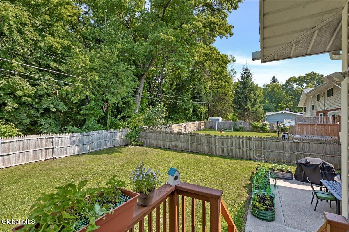 38 Hialeah Drive Colonie NY 12205