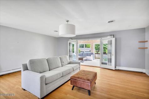 38 Hialeah Drive Colonie NY 12205