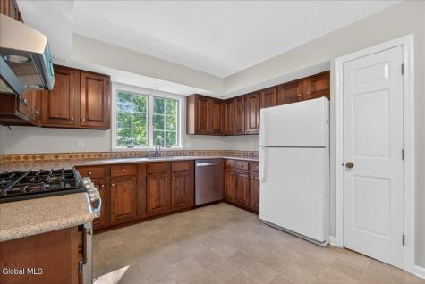 3 Fenway Drive Loudonville NY 12211