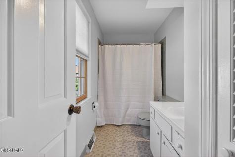 3 Fenway Drive Loudonville NY 12211