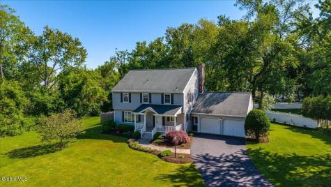 3 Fenway Drive Loudonville NY 12211