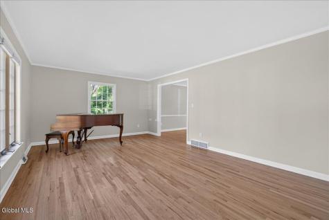 3 Fenway Drive Loudonville NY 12211