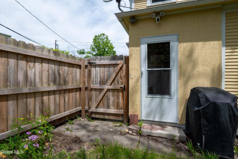 957 Columbia Street Hudson NY 12534