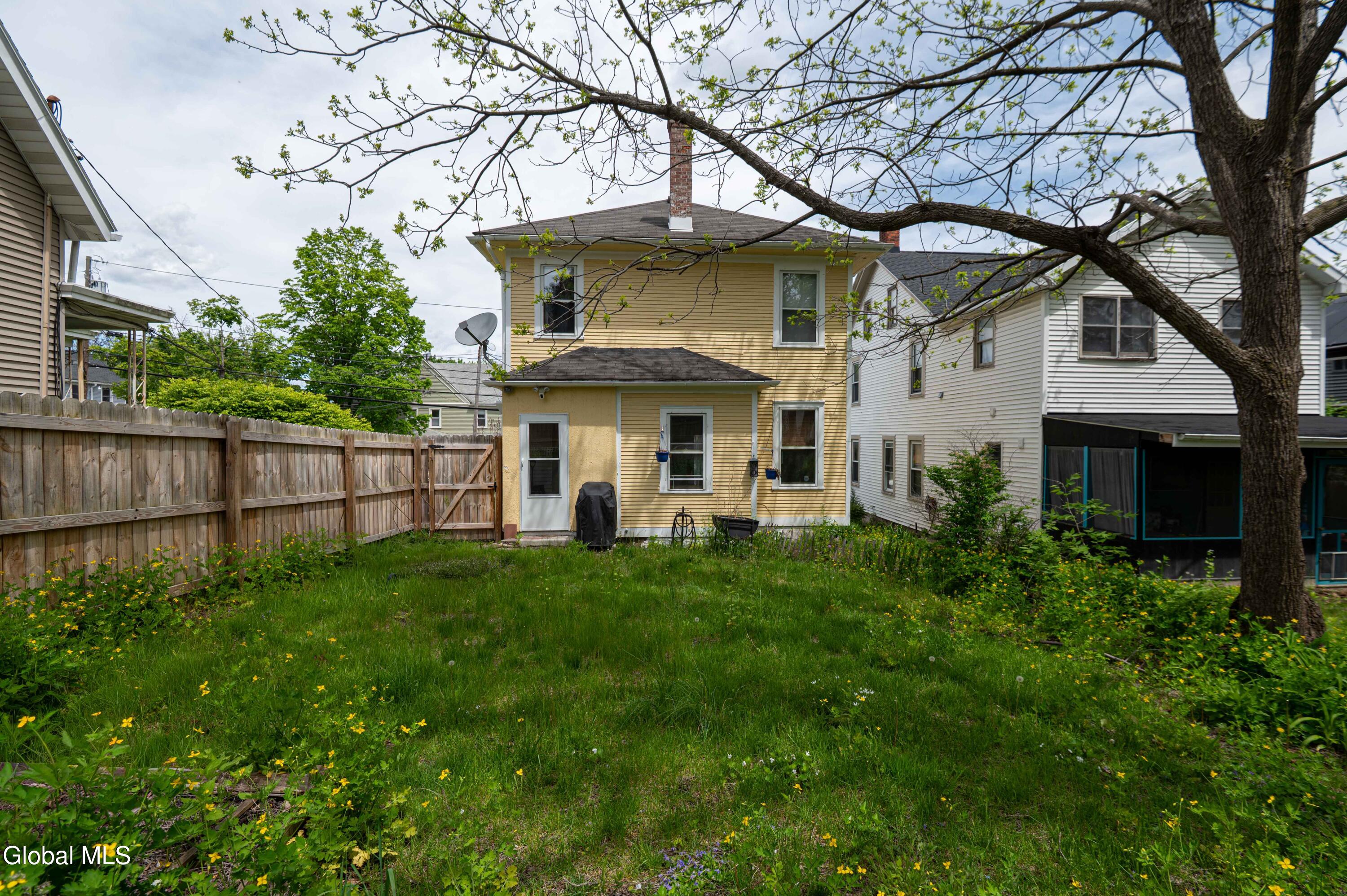 957 Columbia Street Hudson NY 12534