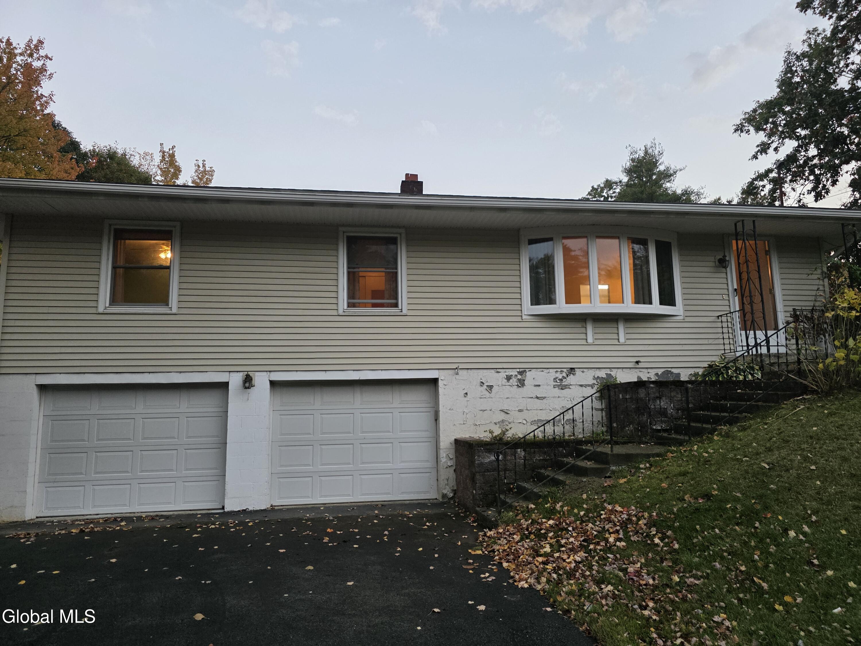 32 New Shaker Road Albany NY 12205