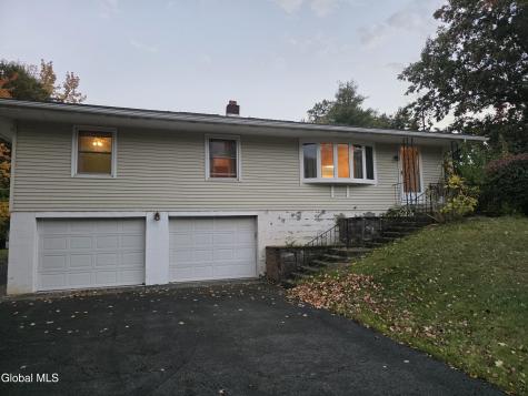 32 New Shaker Road Albany NY 12205