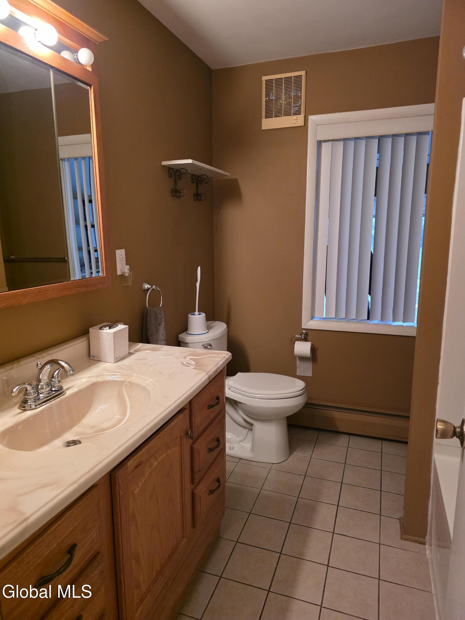 32 New Shaker Road Albany NY 12205