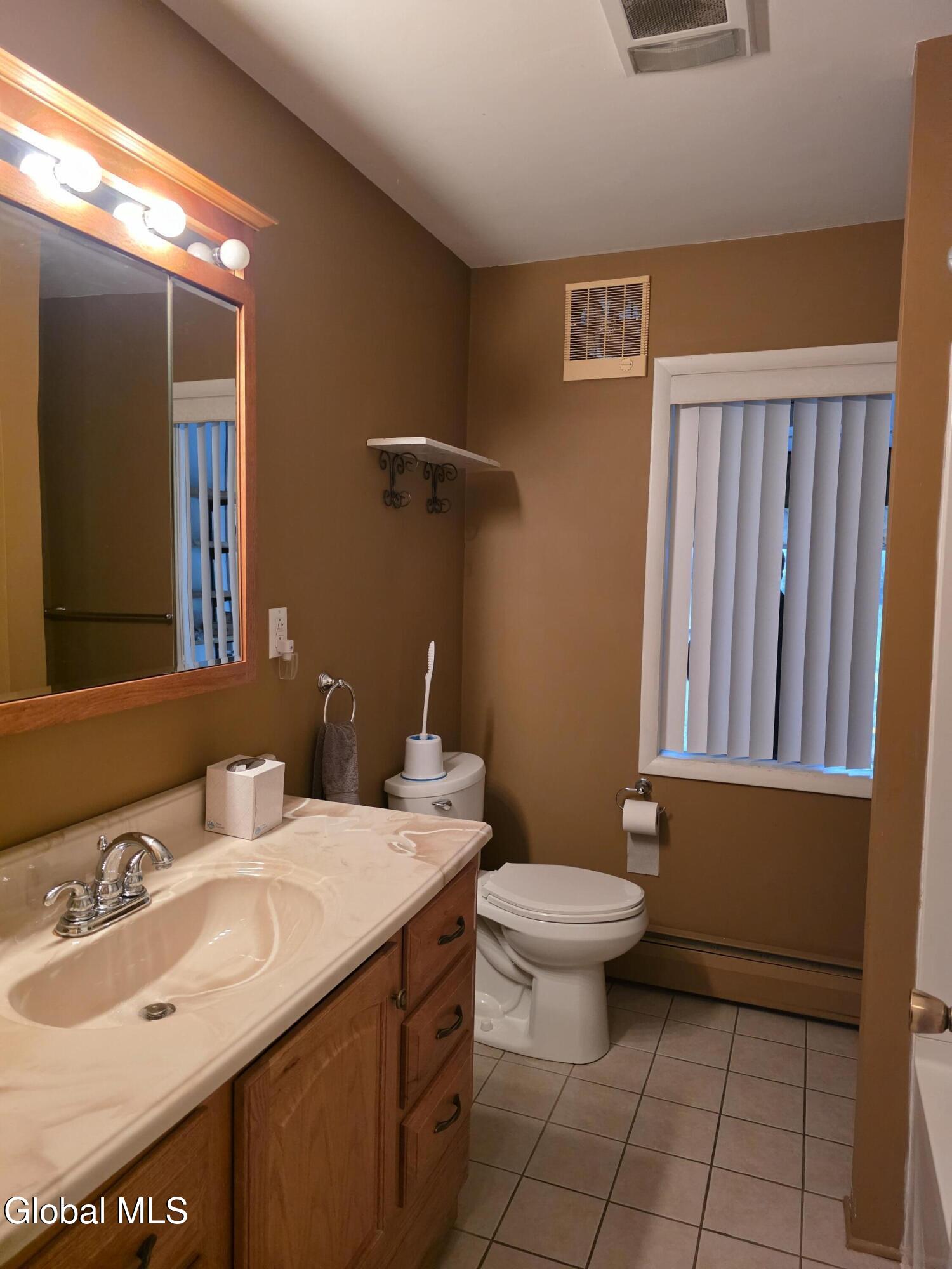 32 New Shaker Road Albany NY 12205