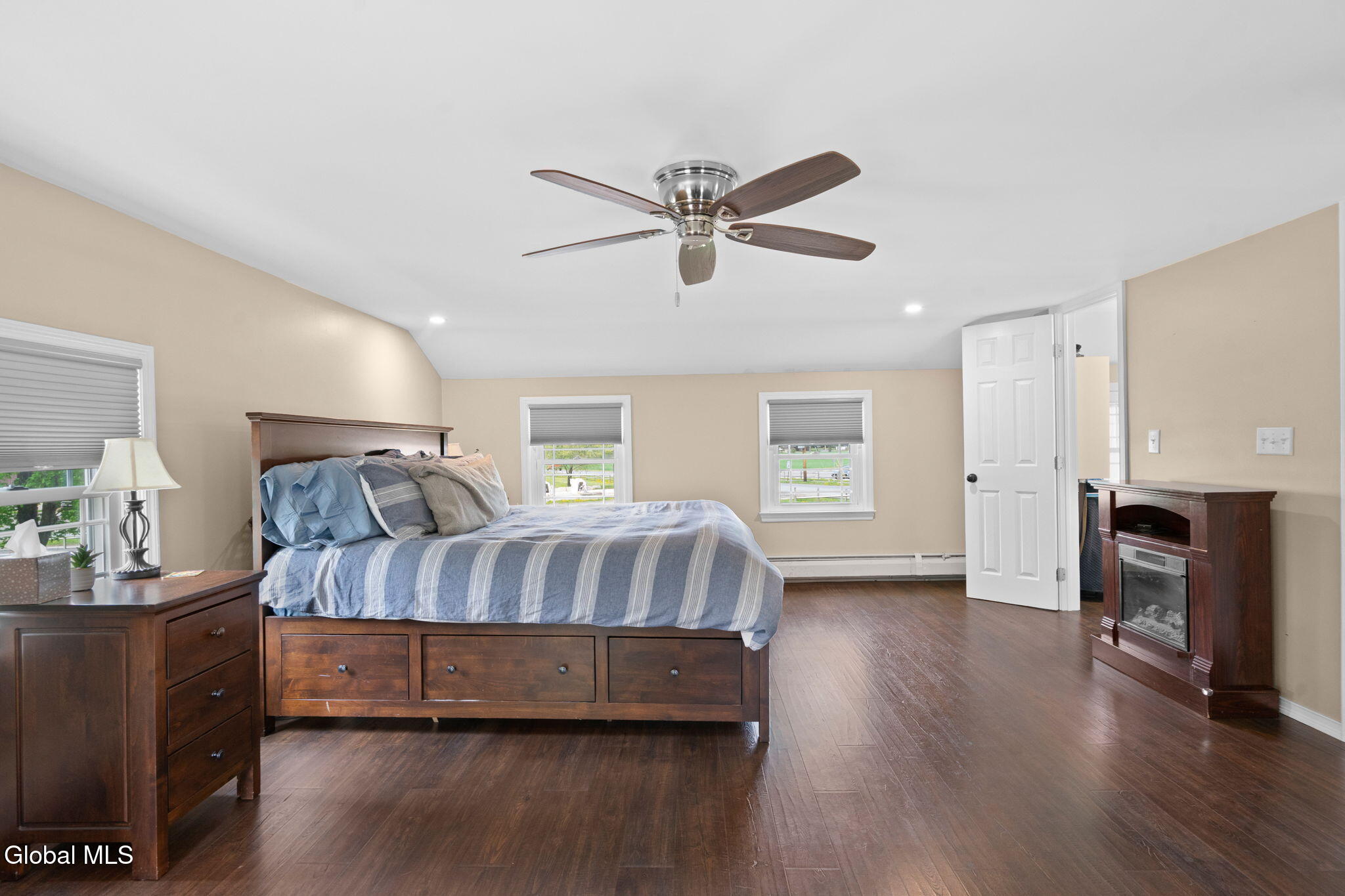 2188 Route 9 Kinderhook NY 12106