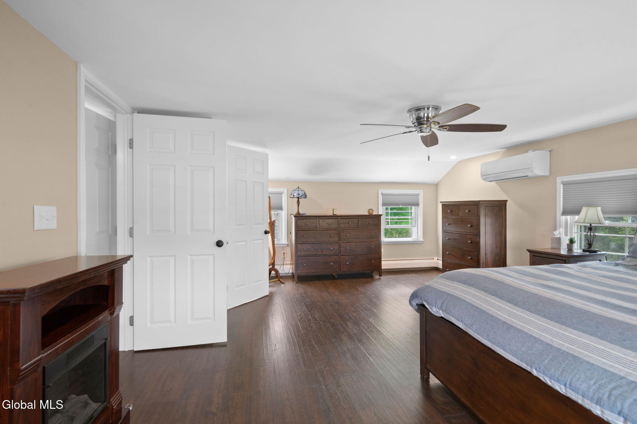 2188 Route 9 Kinderhook NY 12106