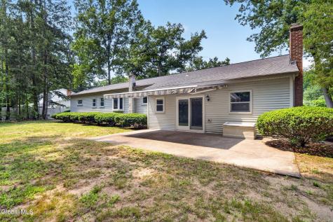 26 Secada Drive Clifton Park NY 12065