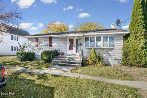 323 N 7th Avenue Mechanicville NY 12118