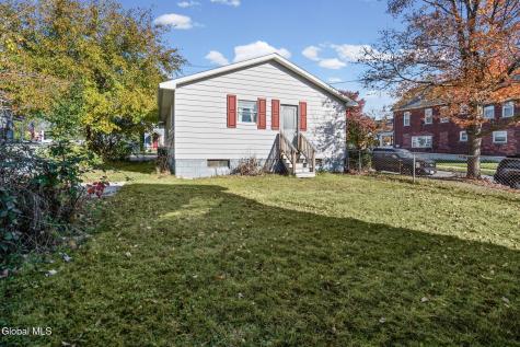 323 N 7th Avenue Mechanicville NY 12118