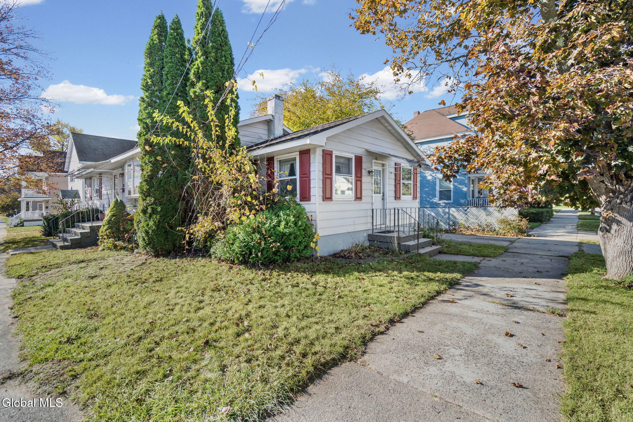 323 N 7th Avenue Mechanicville NY 12118