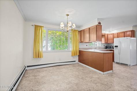 323 N 7th Avenue Mechanicville NY 12118