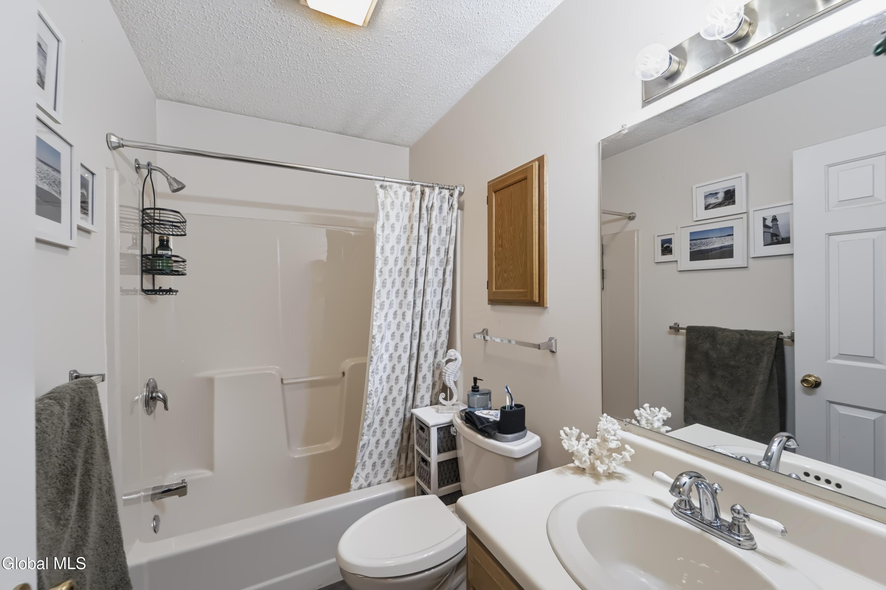 844 Glebe Street Johnstown NY 12095